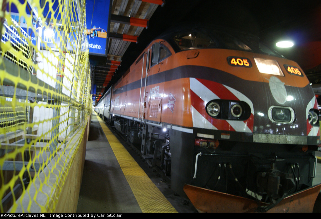 Metra Milwaukee Road Heritage Locomotive 405